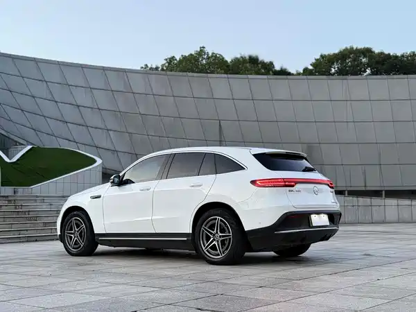 Mercedes-Benz EQC 2021
