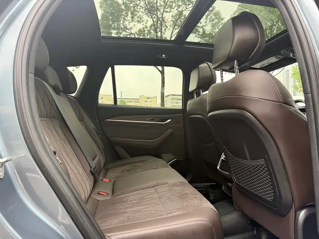 Geely Xingyue L 2025 — фото 15