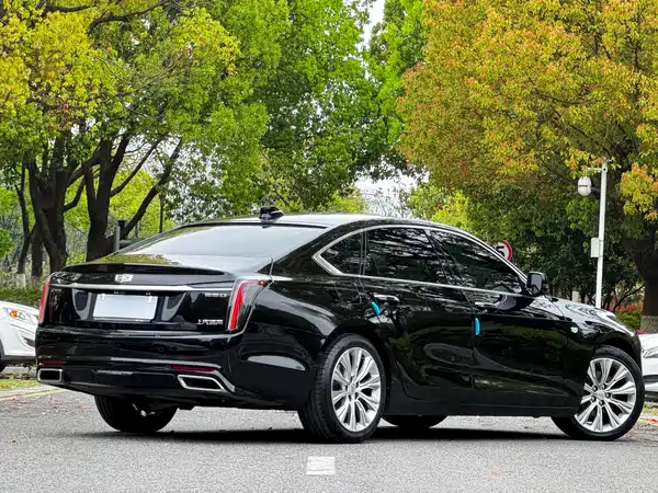 Cadillac CT6 2023