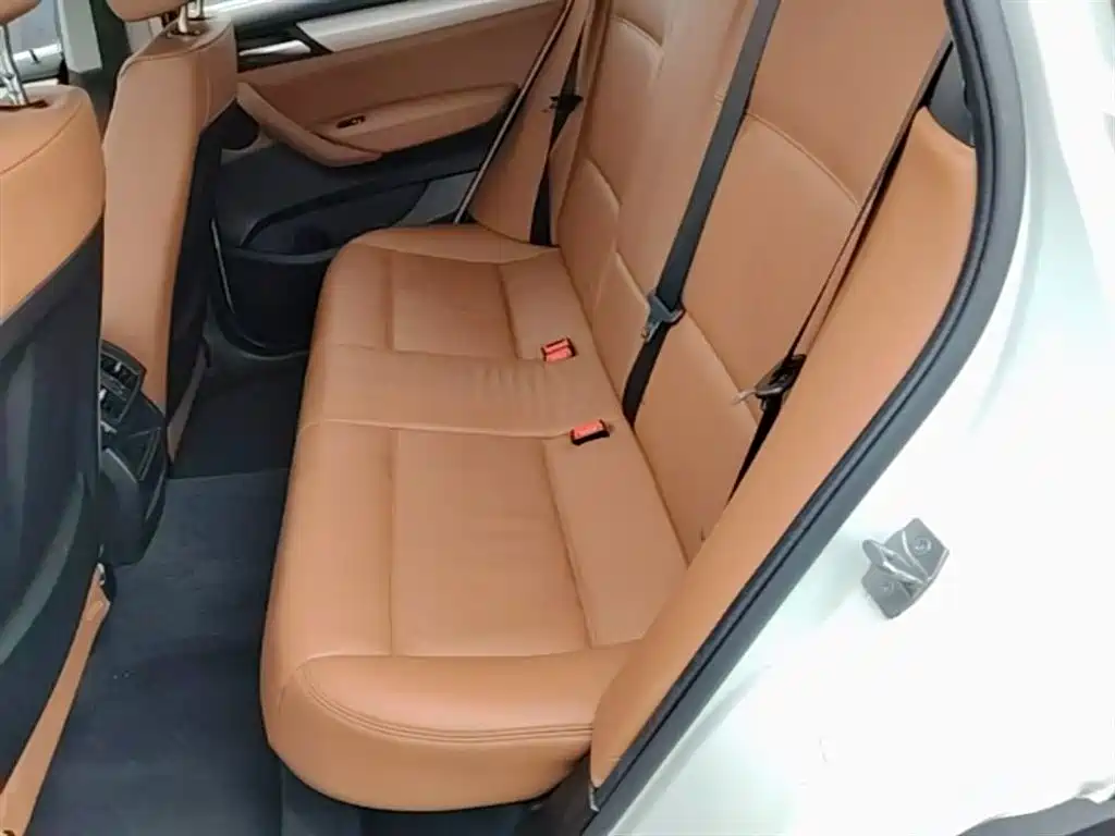 BMW X3 2014 — фото 17