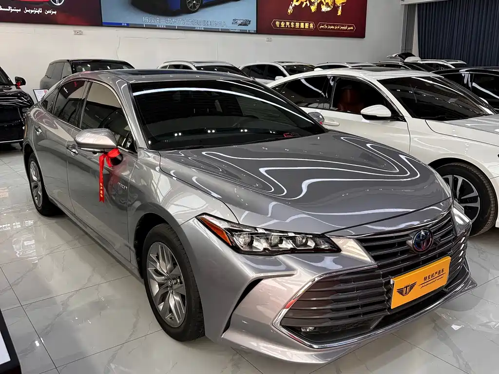 Toyota Avalon 2022 — фото 10