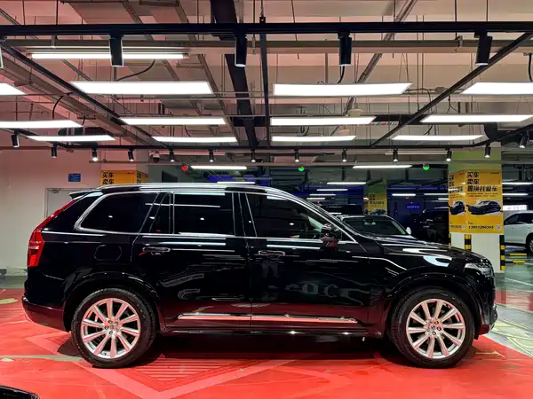 Volvo XC90 2019