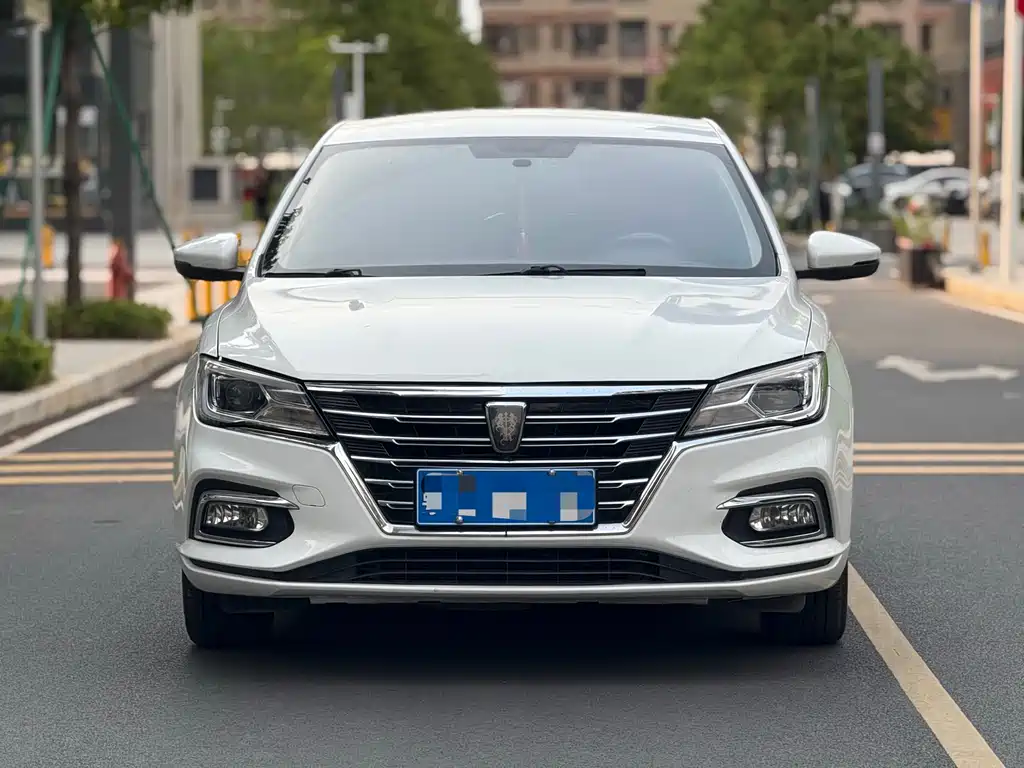 Roewe i5 2019