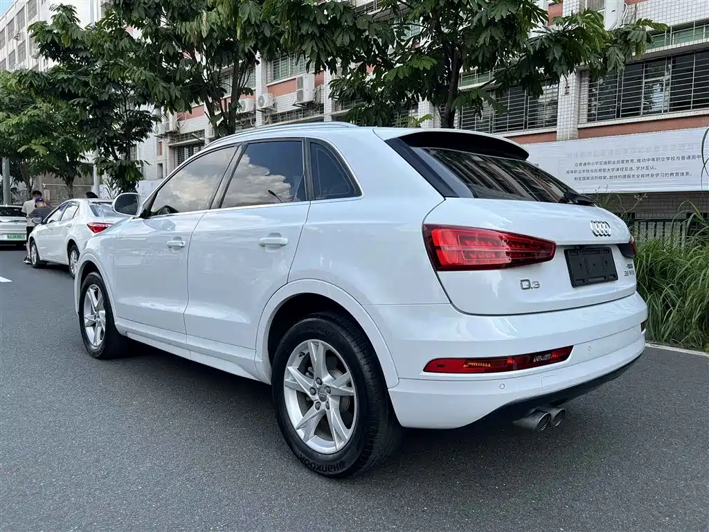 Audi Q3 2018 — фото 3