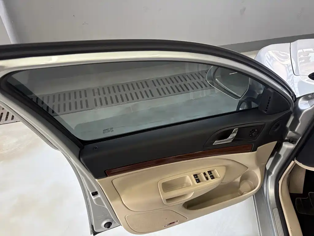 Skoda Octavia 2014 — фото 11