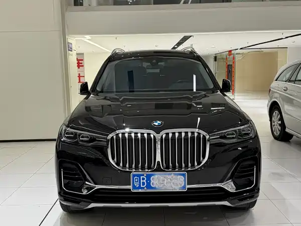 BMW X7 2022