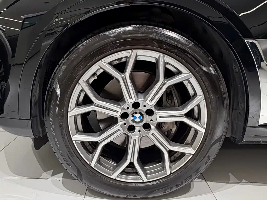 BMW X7 2022 — фото 19