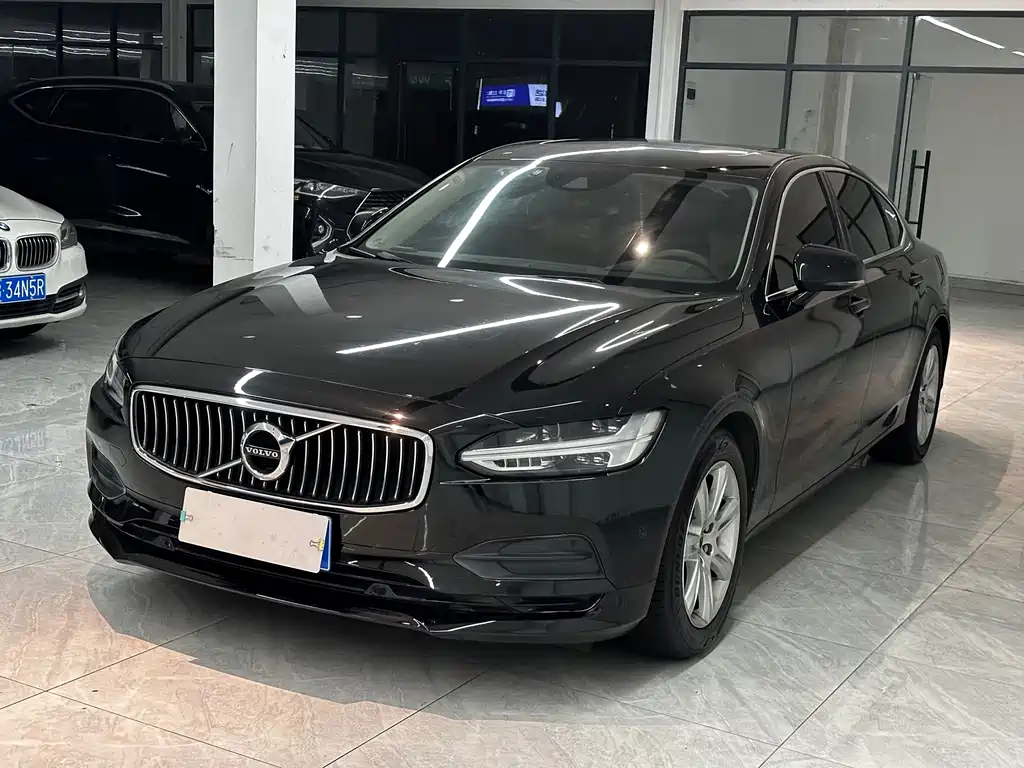 Volvo S90 2018