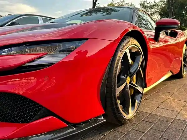 Ferrari SF90 2020