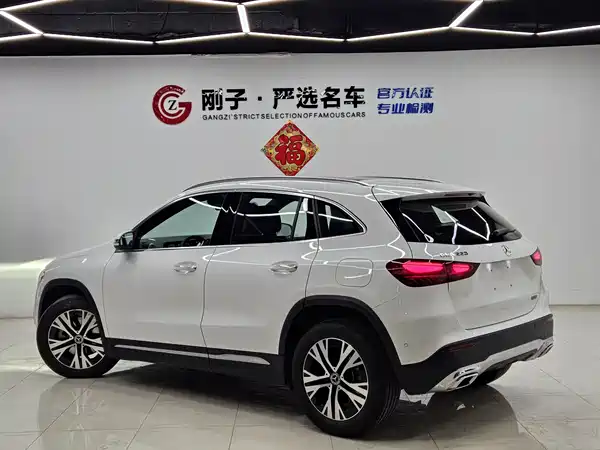 Mercedes-Benz GLA 2025
