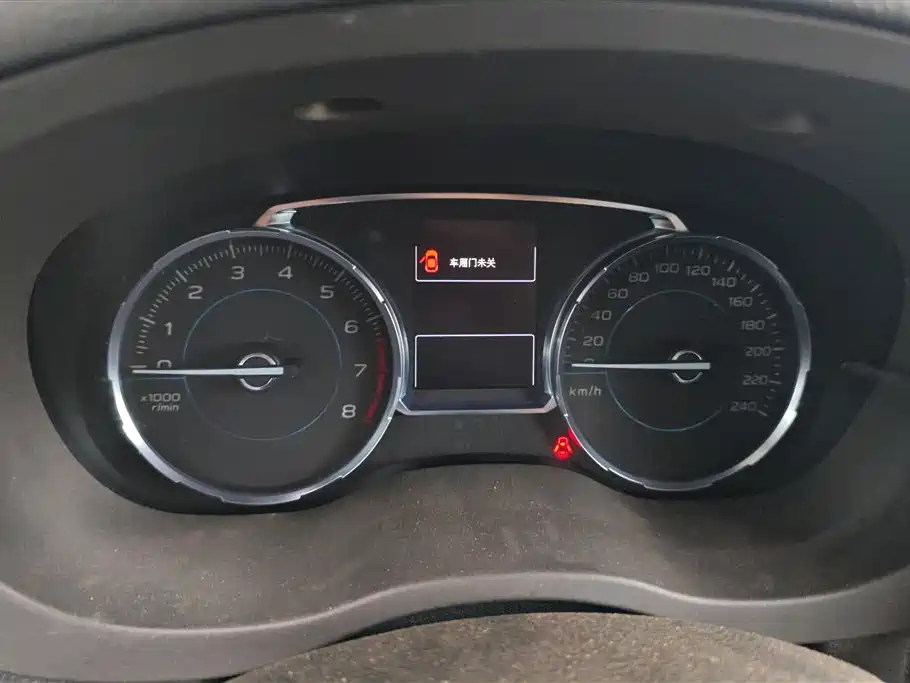 Subaru Forester 2018 — фото 14