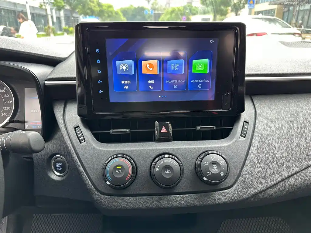 Toyota Corolla 2023 — фото 14