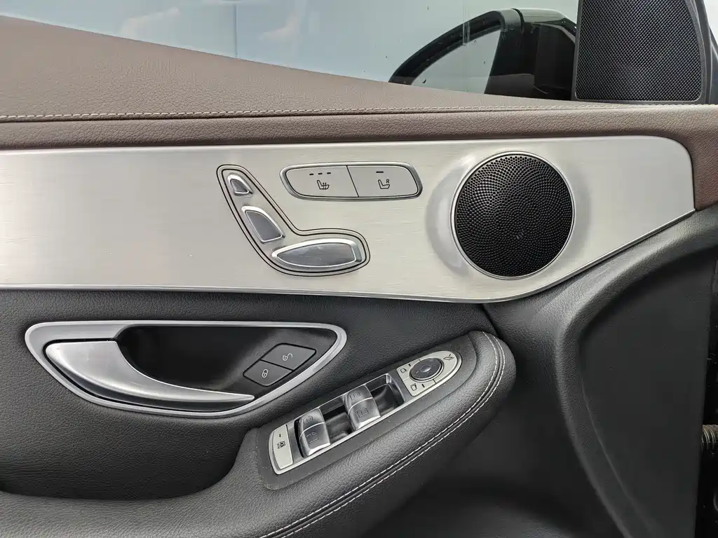 Mercedes-Benz GLC 2023 — фото 18