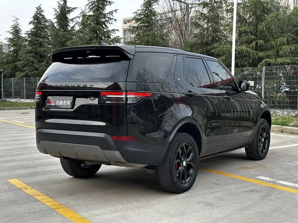 Land Rover Discovery 2019 — фото 8