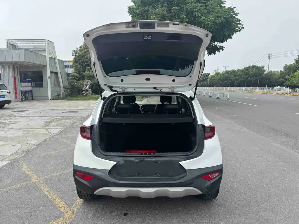 Kia KX1 2019 — фото 16