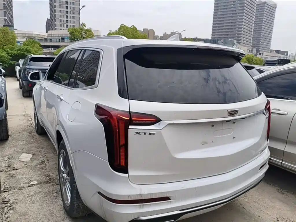 Cadillac XT6 2021 — фото 5