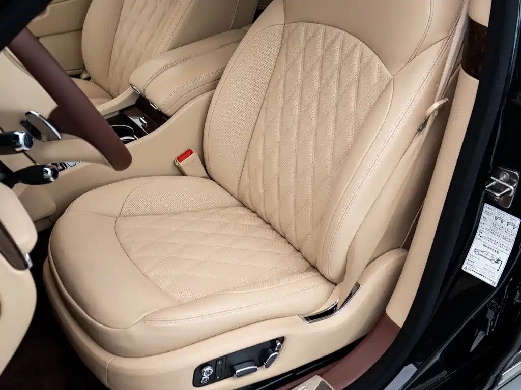 Bentley Mulsanne 2018 — фото 11