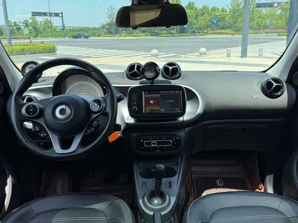 smart Forfour 2018 — фото 17