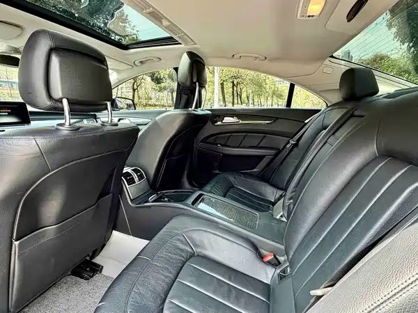 Mercedes-Benz CLS 2015