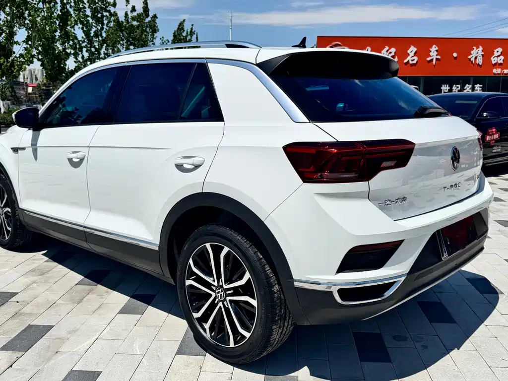 Volkswagen T-Roc 2022 — фото 9