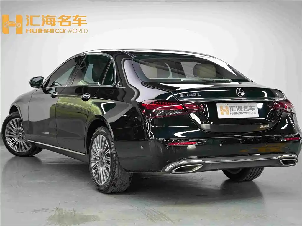 Mercedes-Benz E-Class 2023