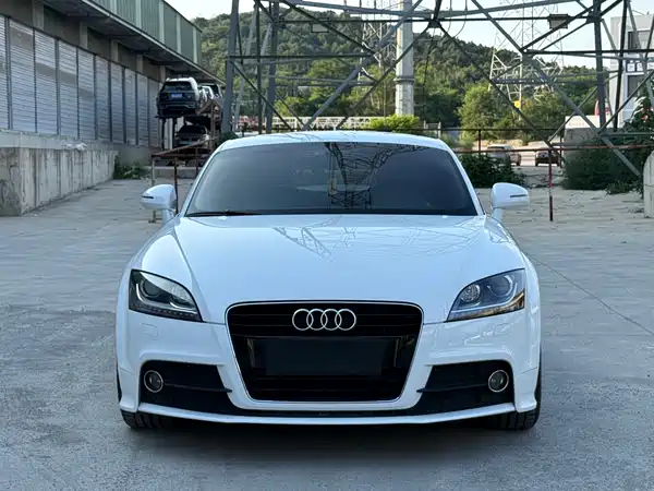 Audi TT 2014