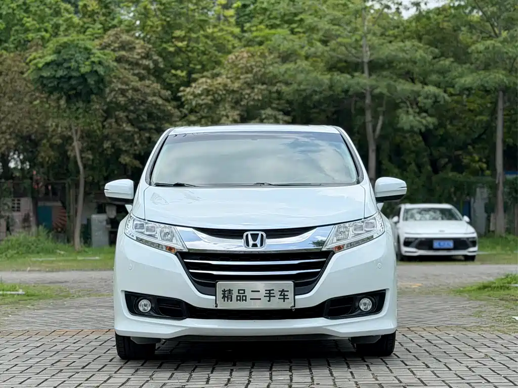 Honda Odyssey 2016 — фото 2