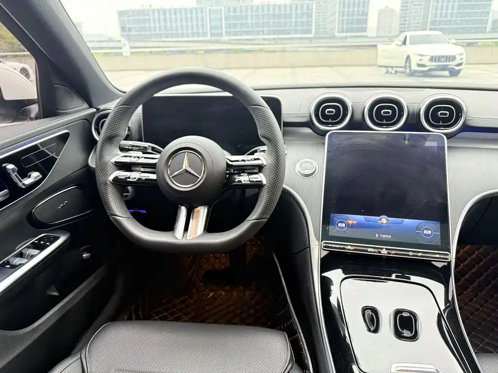 Mercedes-Benz C-Class 2022 — фото 24