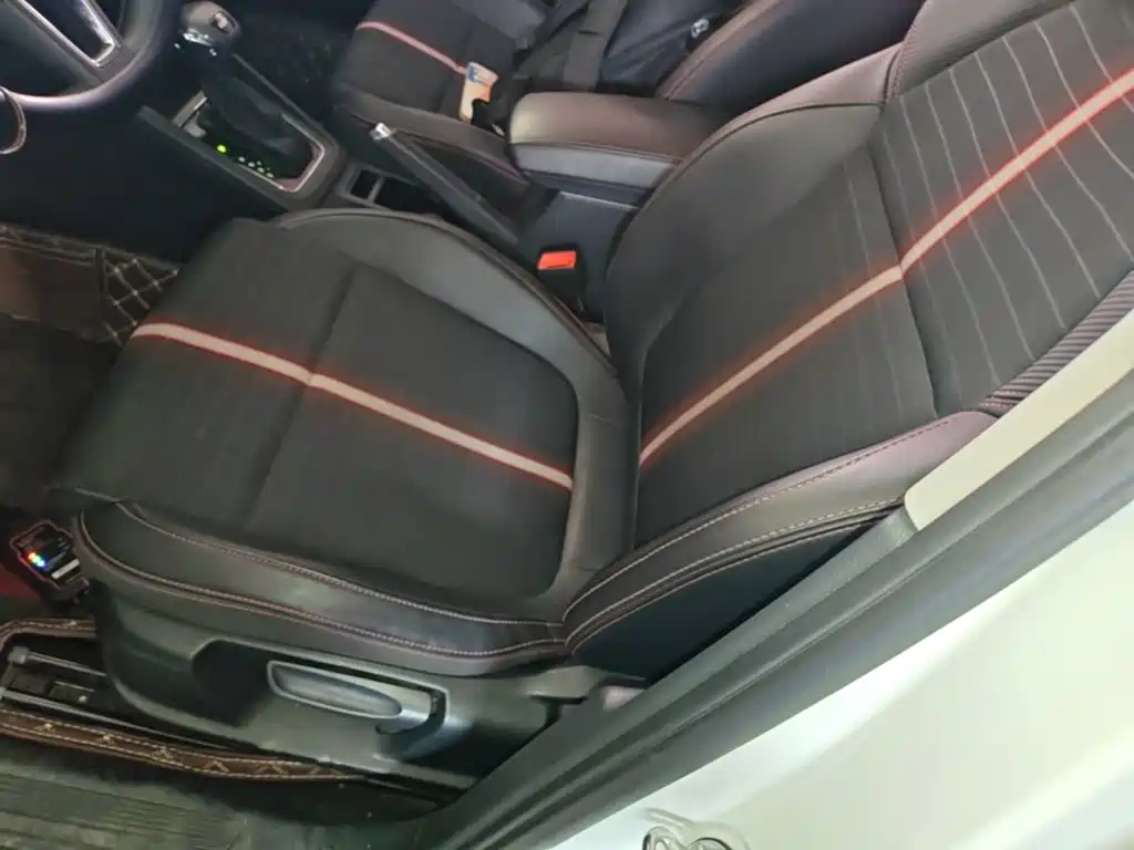 Skoda Kamiq 2021 — фото 15