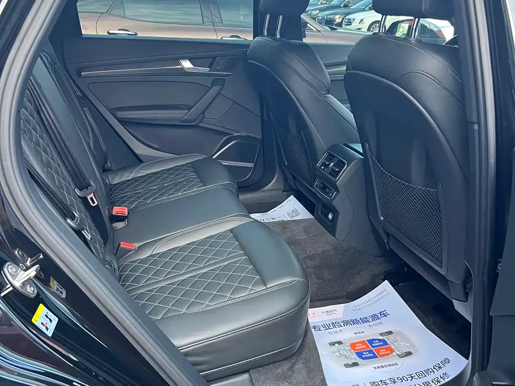 Audi Q5L Sportback 2022 — фото 13