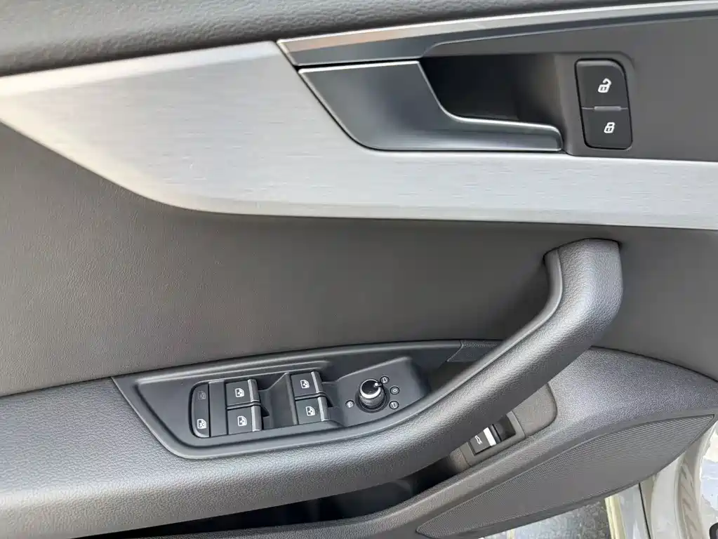 Audi A5 2021 — фото 19