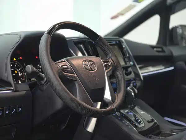 Toyota Alphard 2018