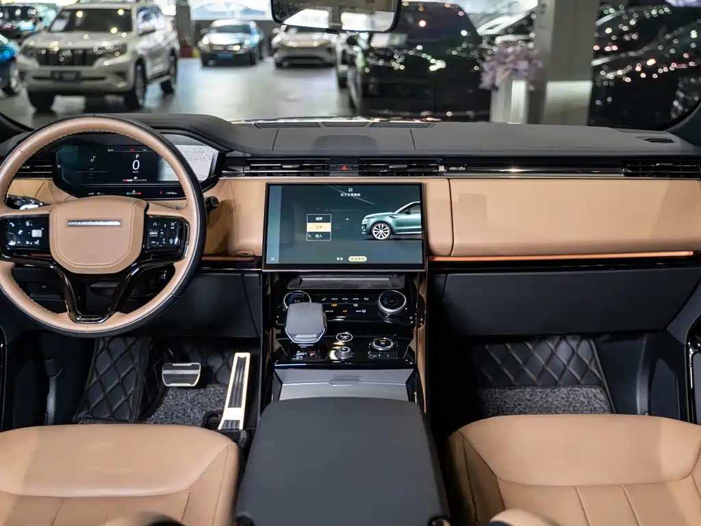 Land Rover Sport 2023 — фото 20