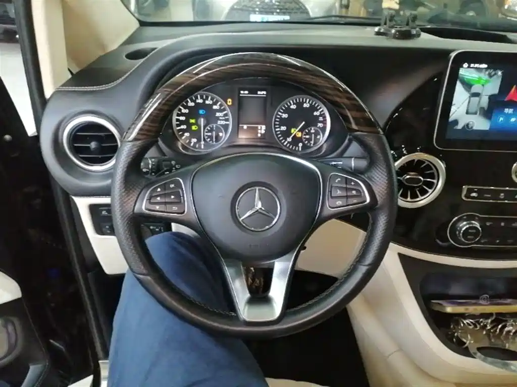 Mercedes-Benz Vito 2020 — фото 11