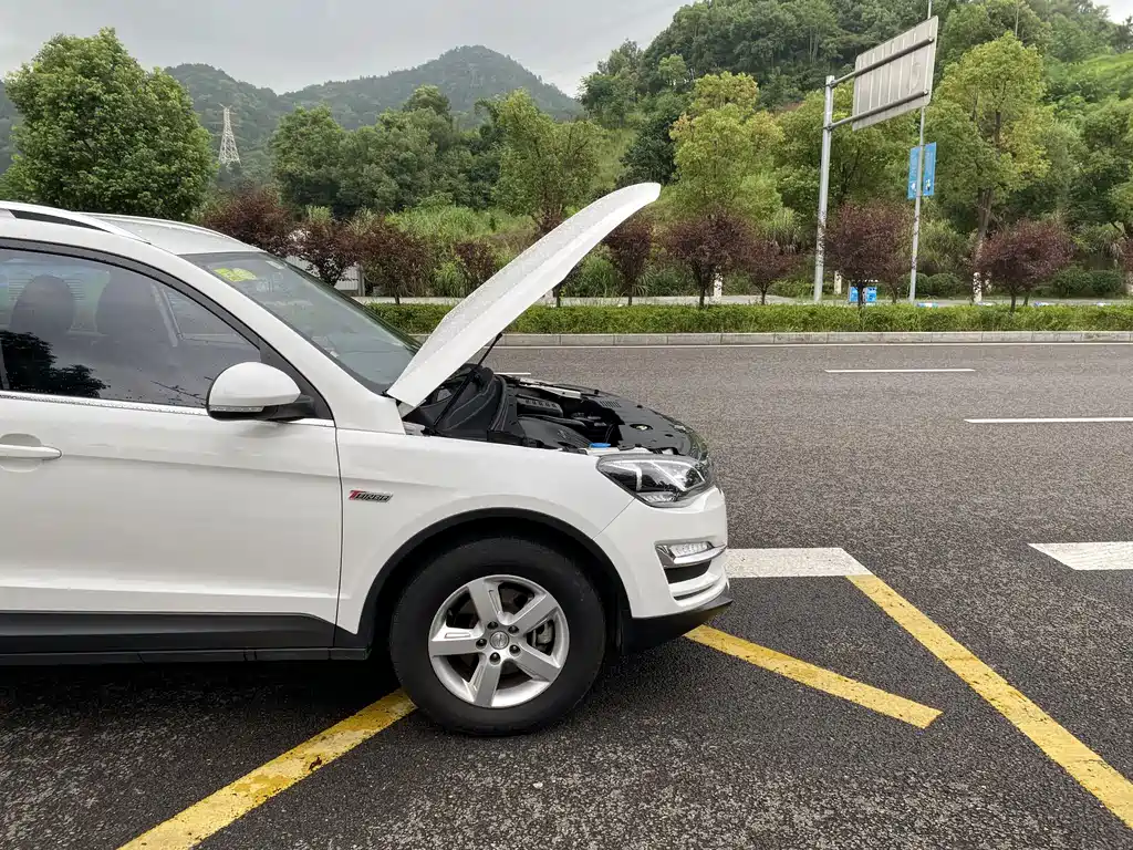 Zotye X5 2015 — фото 28