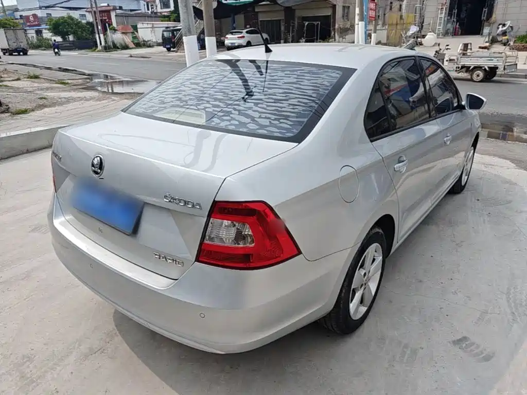Skoda Rapid 2014