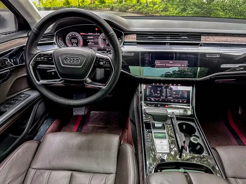 Audi A8 2020 — фото 10