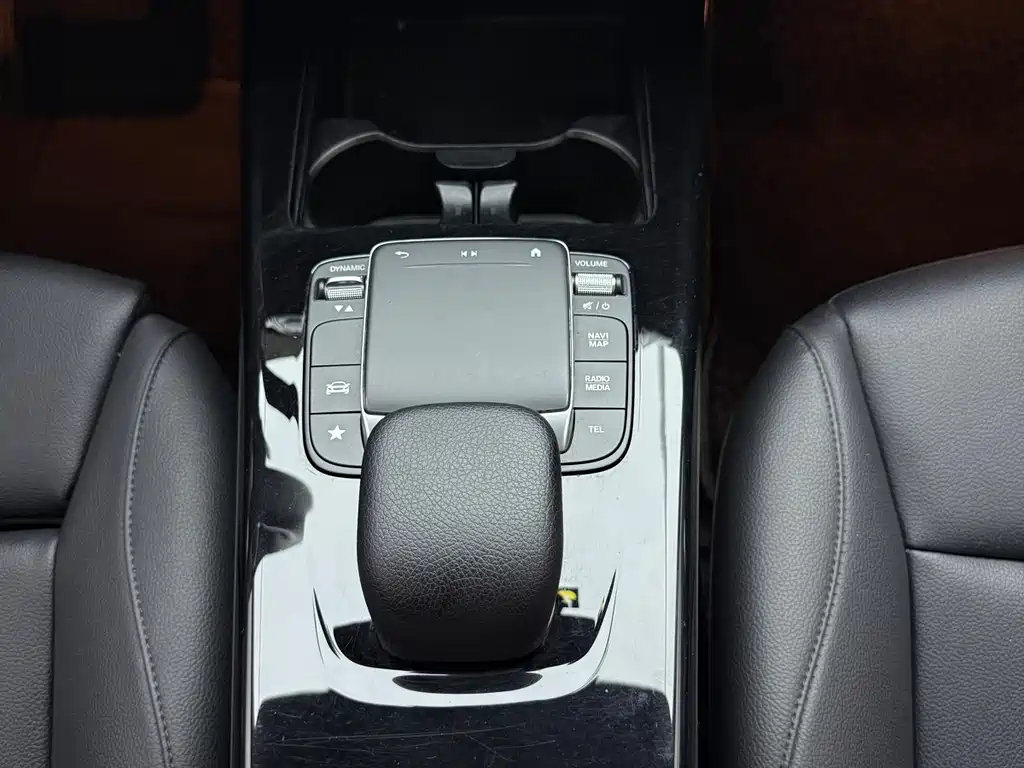 Mercedes-Benz A-Class 2023 — фото 12