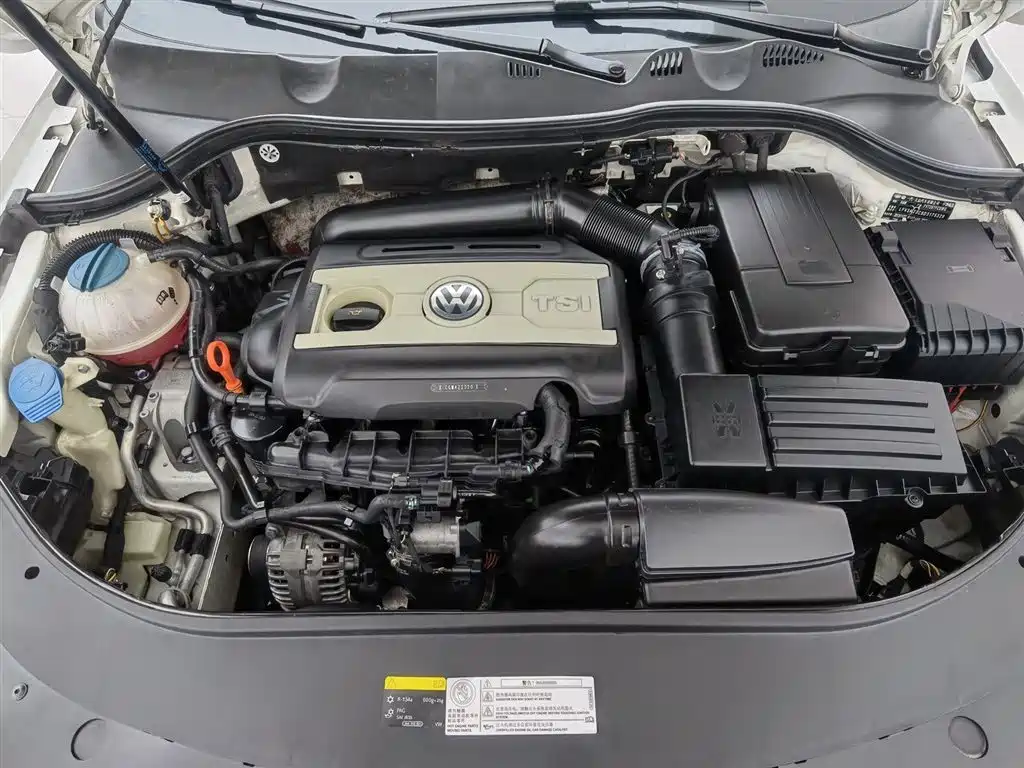 Volkswagen Magotan 2014