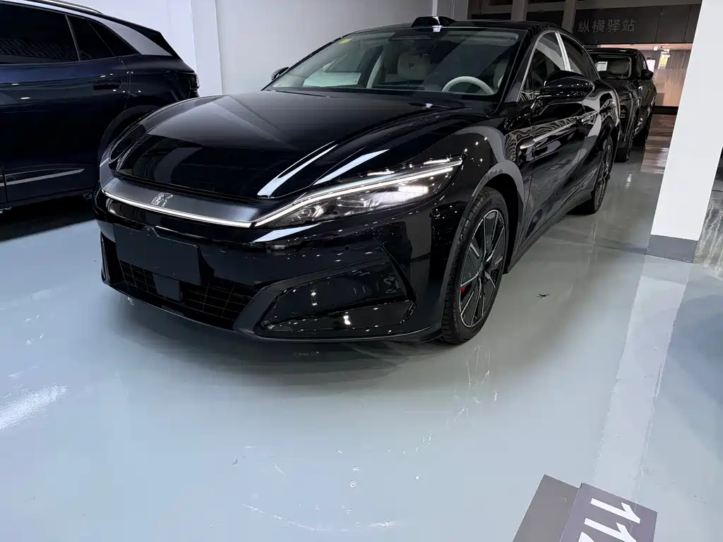 BYD Han L 2026