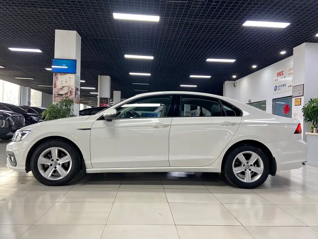 Volkswagen Lamando 2020