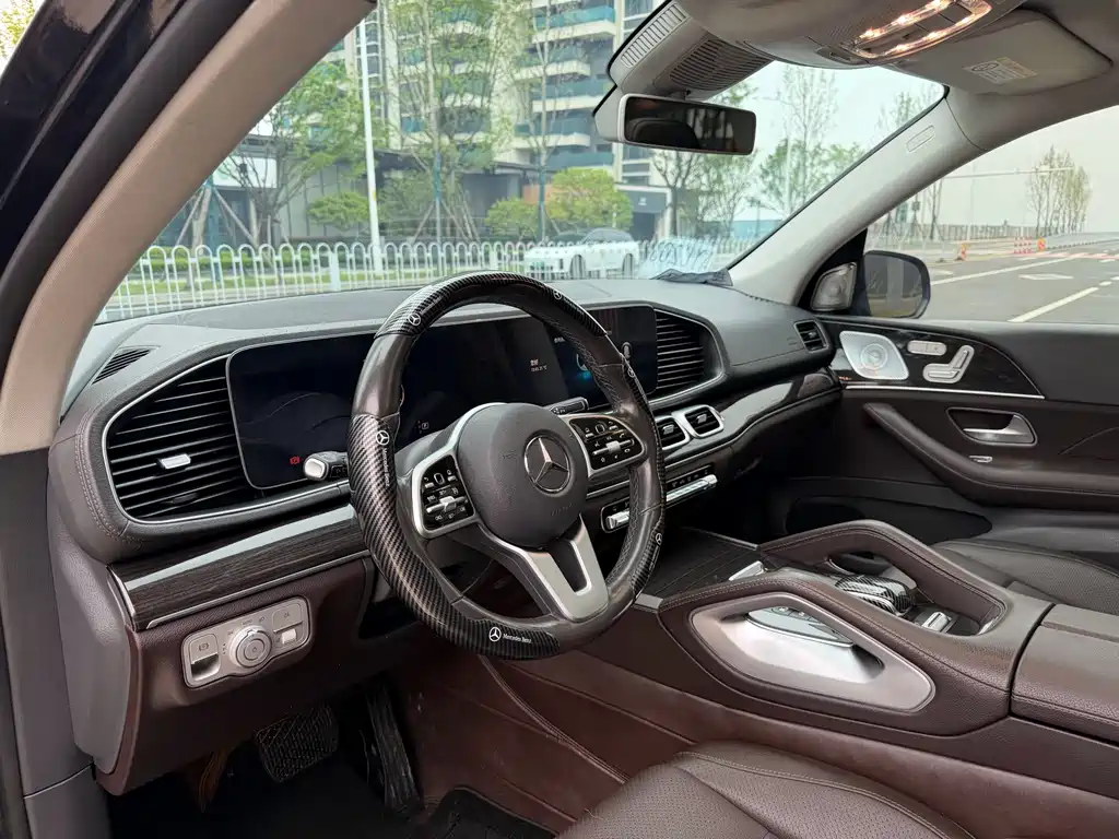Mercedes-Benz GLE 2020 — фото 12