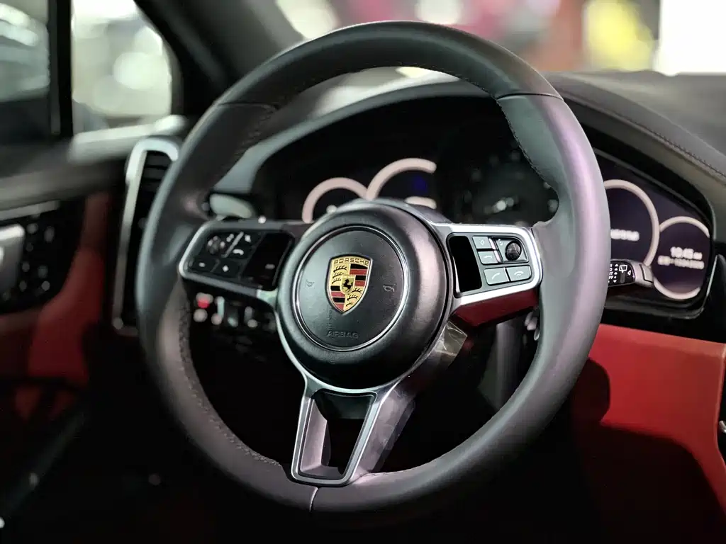 Porsche Cayenne 2021 — фото 11