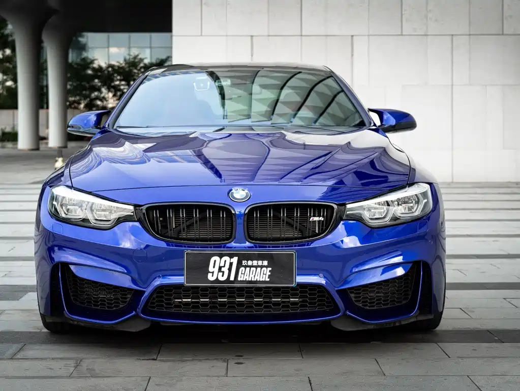 BMW M4 2018 — фото 11