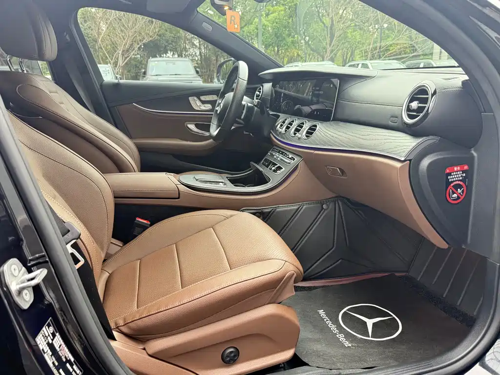 Mercedes-Benz E-Class 2020 — фото 14