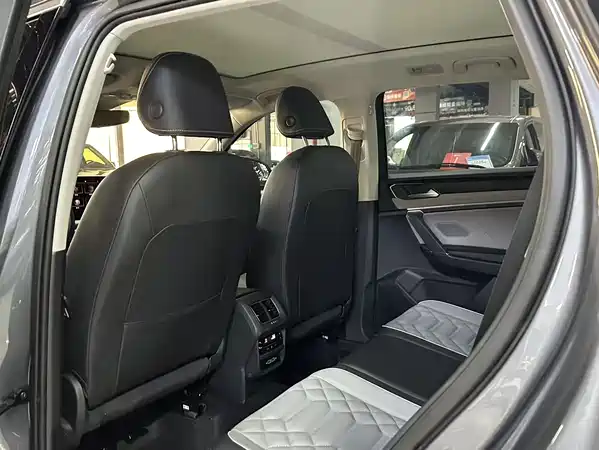 Volkswagen Tayron 2023