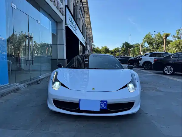 Ferrari 458 2013