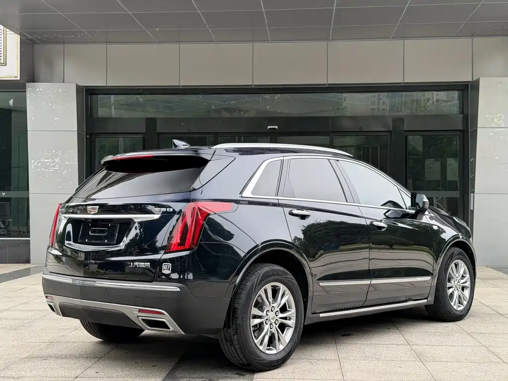 Cadillac XT5 2021 — фото 7
