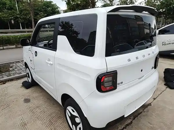 Geely Galaxy Panda 2025