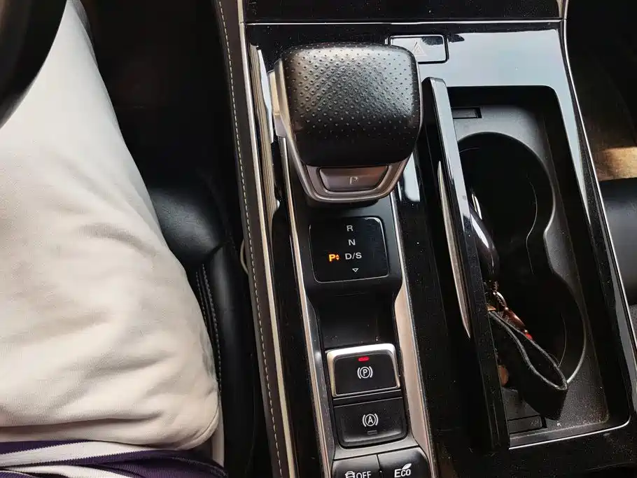 Roewe i6 MAX 2020 — фото 16